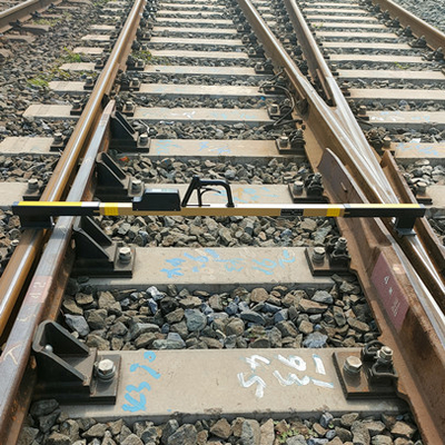 0,01 Entschließungs-Schienenstrang-Messausrüstung, 1520mm Bahn-waagerecht ausgerichtetes Messgerät ODM