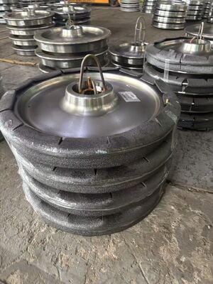 kaufen 42CrMo geschmiedete Eisenbahnräder 900 ∼ 1250 mm für Bergbau- und Schwerbahnsysteme online manufacture