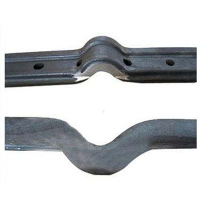 Das Schmieden des Castings schüttelte Lasche 4 Löcher für Schienen UIC54 60 Stell